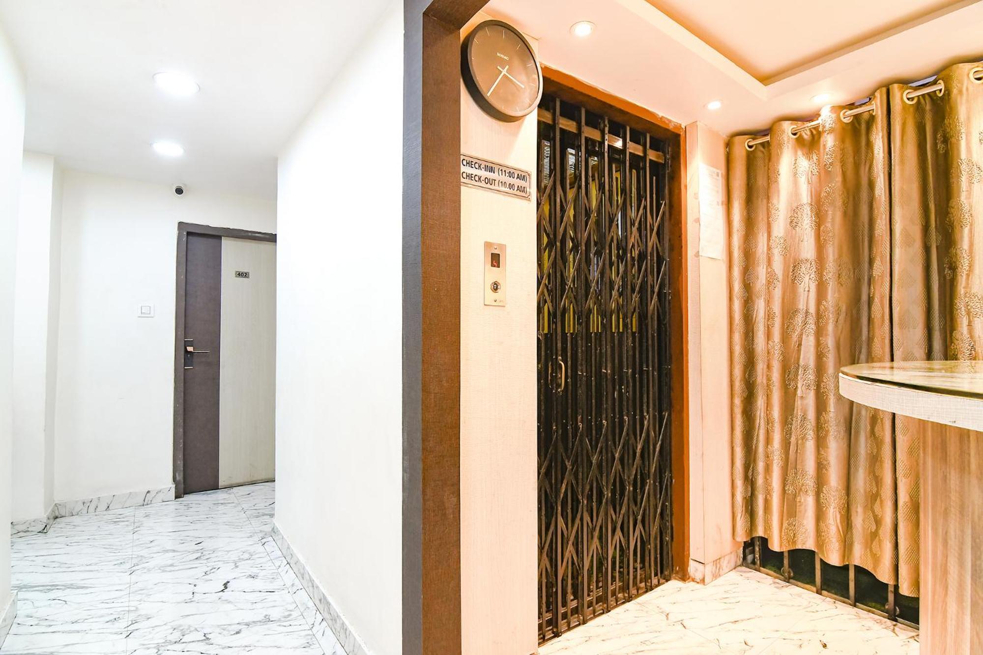 Fabexpress Sr Royale - Nr Sealdah Station Hotel Колката Екстериор снимка